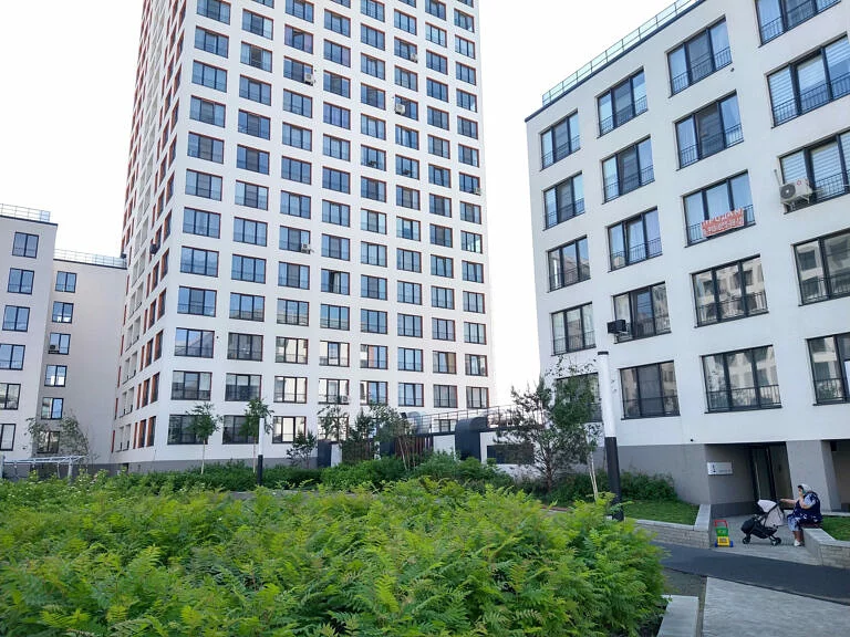 ЖК Европейский берег, 2021, двор ул. Владимира Заровного, 26/2