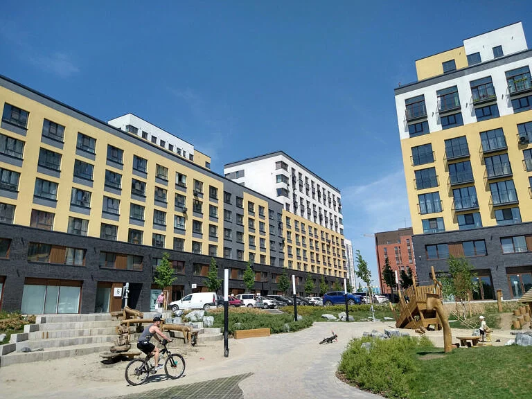 ЖК Европейский берег, детская площадка у набережной 2